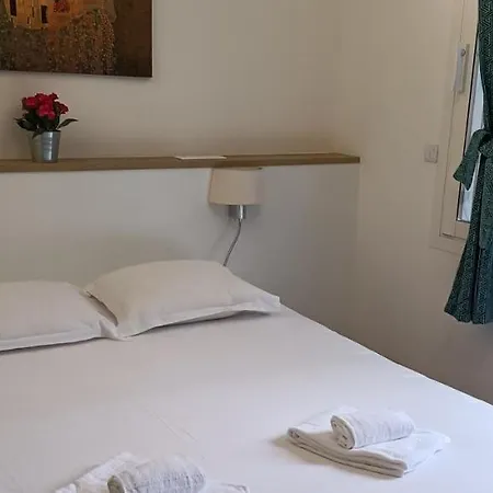 Logis Grangier ホテル