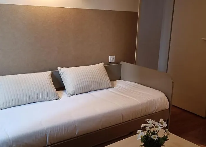 Logis Grangier فندق 3*