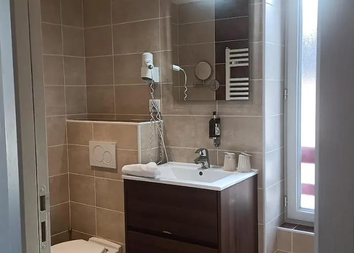 Hotel Logis Grangier