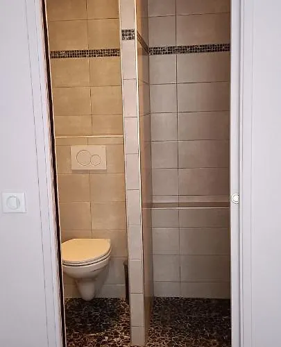 فندق Logis Grangier